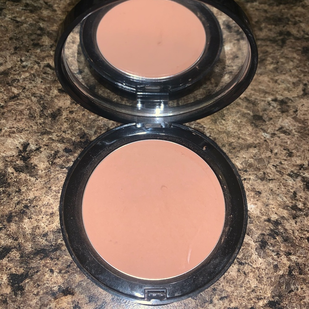 Bobbi Brown Bronzing powder